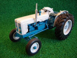 RJN Classic Tractors White Bonnet Super Major