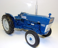 www.rjnclassictractors.co.uk Ford 2000 Pre Force